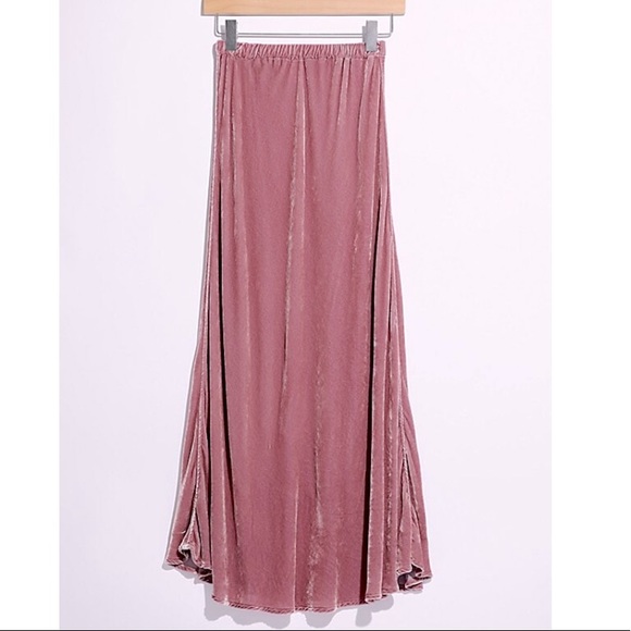 Free People Dresses & Skirts - Free people X CP shades velvet skirt